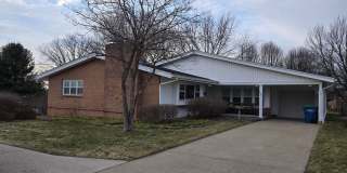 Spacious 5BR House in Hubbard Gallery 1