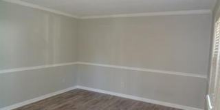 6658 Vaughn Road Gallery 8