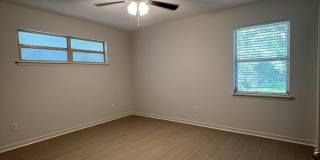 2819 Lawnwood Drive Gallery 9