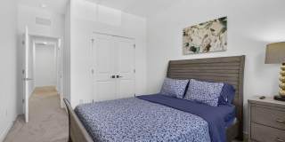 160 Bandol Street Gallery 37