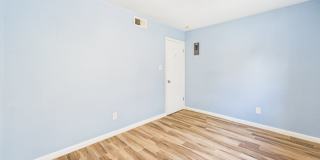 2302 E Side Dr Apt 23 Gallery 24