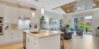 2010 Bridgepointe Circle Gallery 12