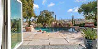 Queensridge Beauty - 5 bedroom on a 1/4+ acre lot Gallery 11