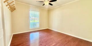 Home For Lease Gallery 20