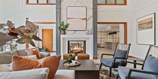 808 Berry Place Gallery 37