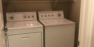 Wonderful 3 bed / 2 bath Condo with a pool Gallery 6