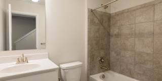 Newly Constructed 3 Bed/3.5 Bath townhome, available now! Gallery 7