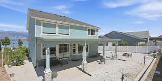 Large luxurious house with view of beautiful Utah Lake! Gallery 43