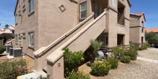 *NEW APPLIANCES*NEW FLOORING*LAKEVIEW CONDOS Gallery 1