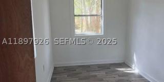2748 Broadway Gallery 37