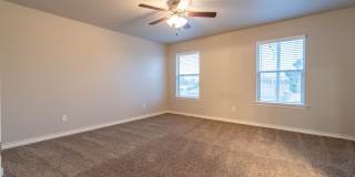 Short Term Leases Available! Gallery 13