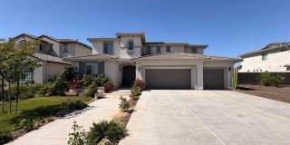 Modern 4 Bedroom, 4 Bathroom Home For Rent in Dinuba Gallery 1