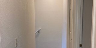 (SAM 4) 2793 S Cloverleaf Loop - 3 bdrm / 1.5 Bath Duplex Gallery 24