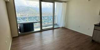 Prime Location- Kapiolani Residence 43d floor- Great views! Gallery 11