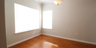 Long Realty & Property Management - 3 Bedroom Condo in Gated Community with Amenities Gallery 10