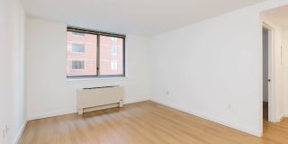 Hudson Crossing Hudson Crossing Gallery 2