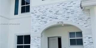 1695 SE 27th Rd Gallery 1