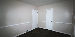 2 BR home in West Davenport Gallery 12