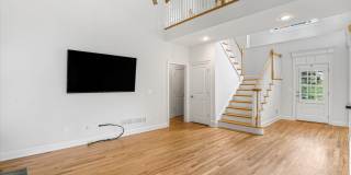 1185 Stephens St Gallery 10