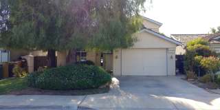 2-Story home in NE Fresno, Clovis Unified Schools, super clean! Gallery 1