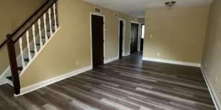 Renovated Townhouse Gallery 1