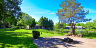 Woodlake Apartments Gallery 13