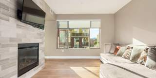 4803 N Woodmere Fairway -- 2005 Gallery 5