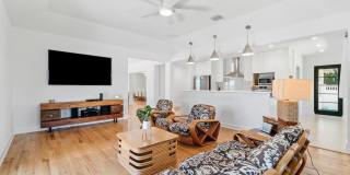 210 S Lake Drive Gallery 9