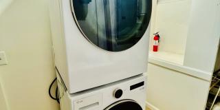 96 Park Ave Gallery 17