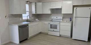 2901-2903 S Tepee Ave Gallery 1