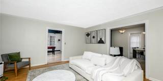 2927 Huntington Road Gallery 8