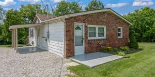 2 bedroom 1 bath house for rent in Georgetown Indiana Gallery 1