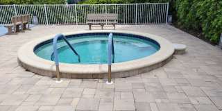 SEASONAL SHORT-TERM 1-BED 1 BATH CONDO ON LONGBOAT KEY. BEACH ACCESS Gallery 51