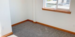 1111 N Forest St Gallery 70