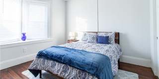 10605 Ashbury Avenue Gallery 12
