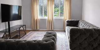 1706 W Jarvis Avenue Gallery 2