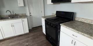 1507 North Salina Street - 3 Gallery 2