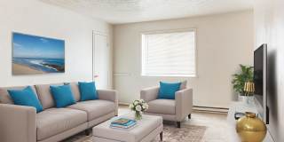 Harbor Square Gallery 1