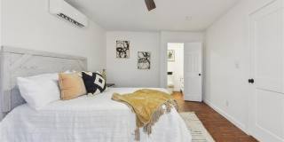 913 Estelle Ave Gallery 13