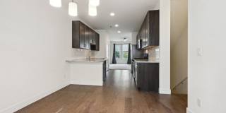 Great Townhome, Perfect Location! License #2023-BFN-0071747 Gallery 6