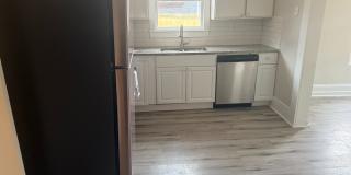Room in 4 Bedroom Home at Griffin St NW Gallery 12