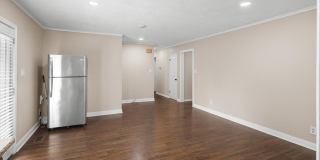 6604 vaughn Road Gallery 12