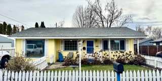 Occupied, do not disturb tenants. Large 3 br 1 ba charming home Gallery 1