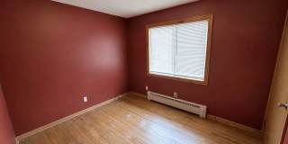 Updated 2-Bedroom NE Minneapolis Apartment with/ Off-Street Parking! Gallery 9