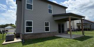 4 Bedroom Dog Friendly Home For Rent Near Post! Gallery 41