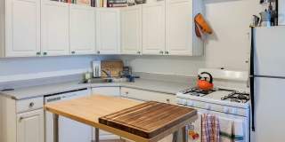 3637-39 N Paulina Gallery 3