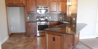 Gorgeous Three Bedroom/Two Bathroom in the gated Enclave Addition with a WATERFRONT VIEW!! Gallery 7