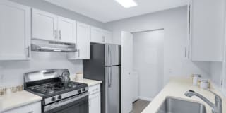 Town Walk at Hamden Hills Gallery 1