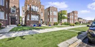 7324 S Maplewood Avenue Gallery 22