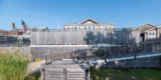 335 Surf Road Gallery 1